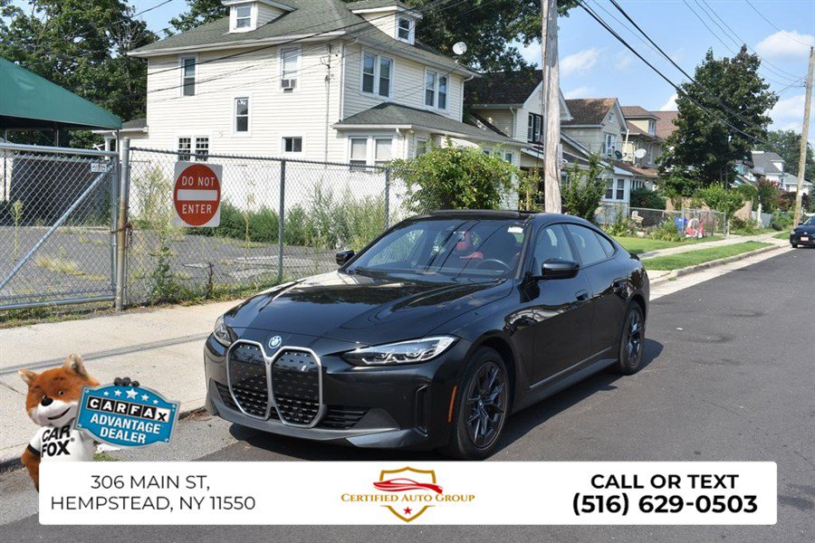Used 2023 BMW i4 eDrive35 RWD image 3