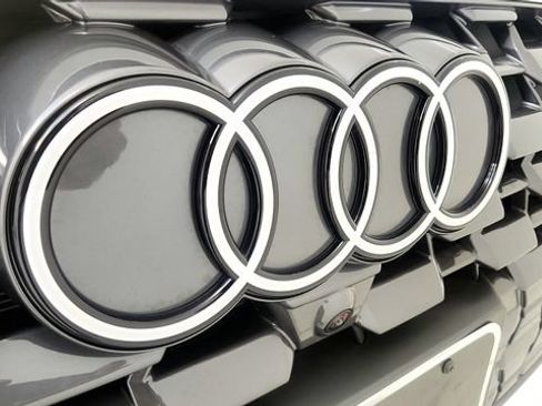Used 2025 Audi Q5 Premium Plus w/ Premium Plus AWD/4WD image 31