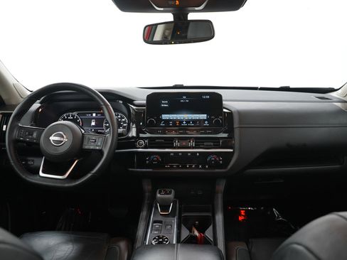 Used 2022 Nissan Pathfinder Platinum w/ Cargo Package AWD/4WD image 13