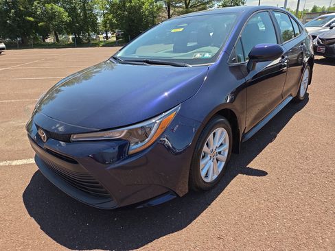 Certified 2025 Toyota Corolla LE w/ LE Premium Package FWD image 7