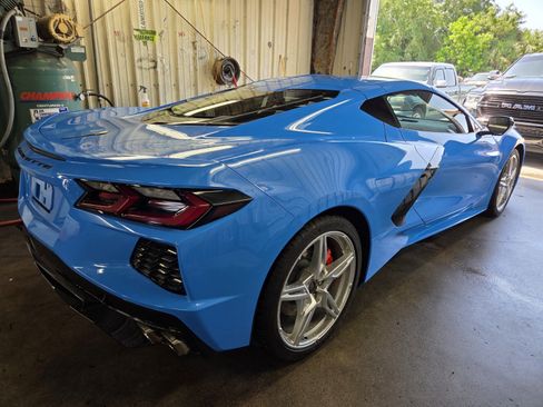 Used 2023 Chevrolet Corvette Stingray Coupe w/ 1LT RWD image 3