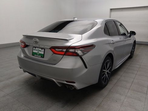 Used 2021 Toyota Camry SE image 9