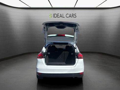 Used 2018 Ford Focus SE FWD image 10