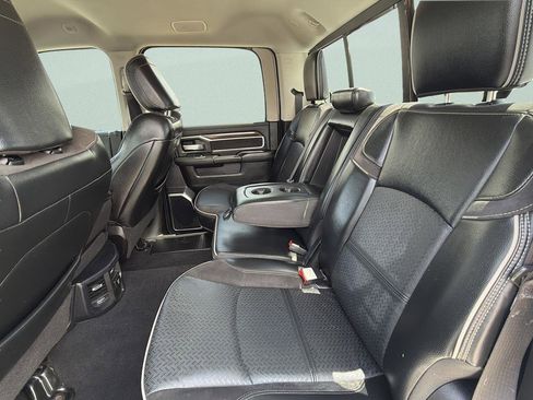 Used 2024 RAM 2500 Laramie w/ Safety Group AWD/4WD image 15