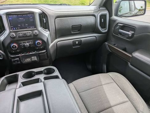 Used 2021 Chevrolet Silverado 1500 RST w/ LPO, Dark Essentials Package AWD/4WD image 17