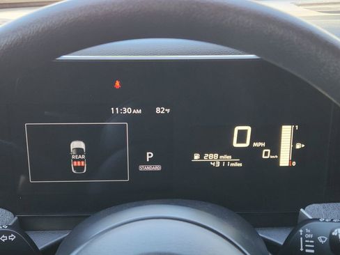 Certified 2025 Nissan Kicks SV image 19