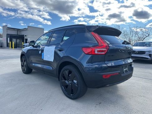 New 2026 Volvo XC40 B5 Ultra w/ Climate Package image 5