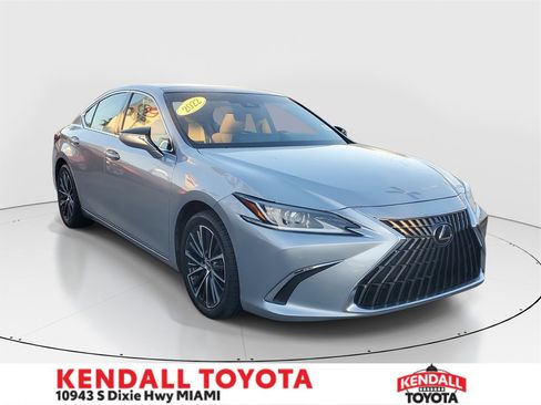 Used 2022 Lexus ES 350 w/ Premium Package image 1