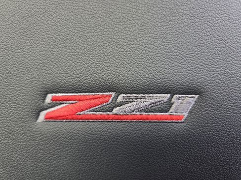 New 2026 Chevrolet Traverse Z71 w/ Driver Confidence Package AWD/4WD image 13