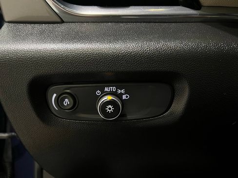 Used 2023 Chevrolet Traverse LS w/ Safety Package AWD/4WD image 18