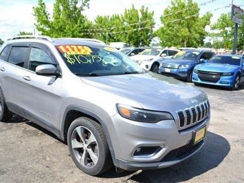 Used 2019 Jeep Cherokee Limited FWD image 4