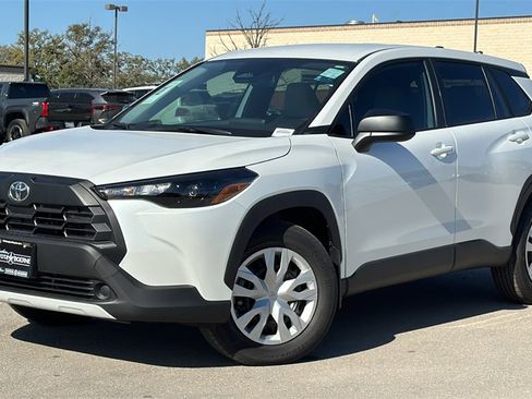 New 2026 Toyota Corolla Cross L image 34