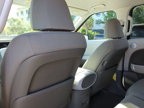 New 2026 Hyundai Palisade SE image 18