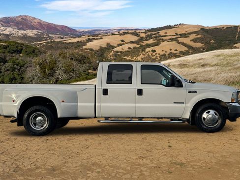 Used 2002 Ford F350 XL image 3
