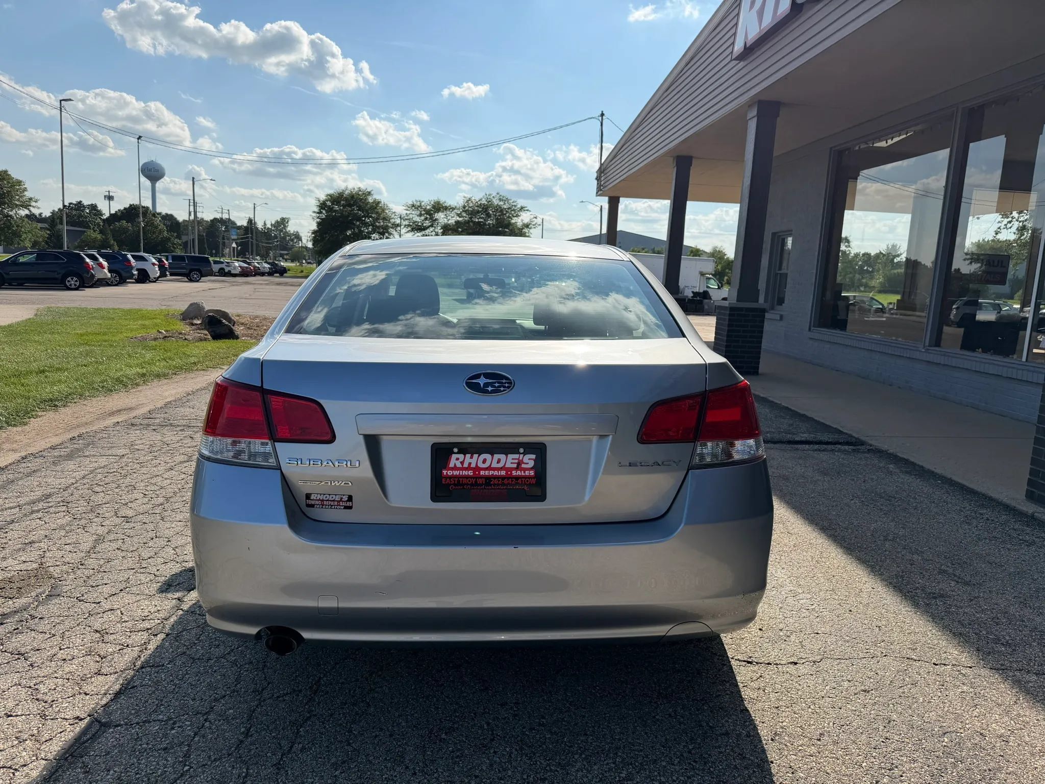 Used 2013 Subaru Legacy 2.5i Premium w/ All-Weather Pkg + Moonroof AWD/4WD image 4