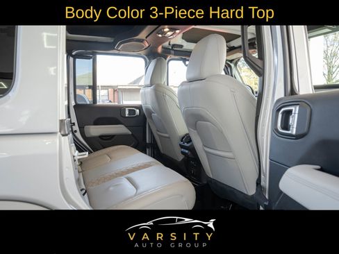 Used 2022 Jeep Wrangler Unlimited Sahara image 14