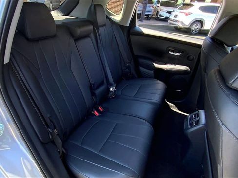 Used 2025 Acura ADX AWD image 21