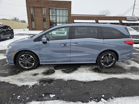 Used 2024 Honda Odyssey Elite image 4