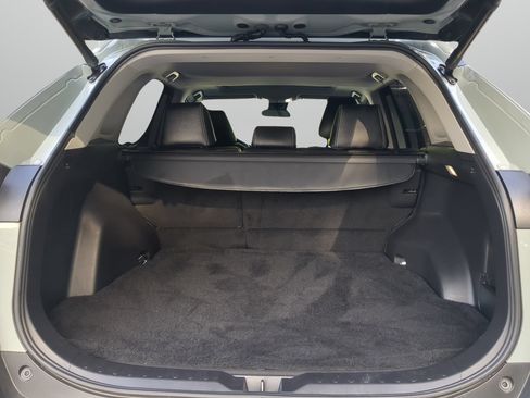 Used 2022 Toyota RAV4 XLE w/ Convenience Package FWD image 46