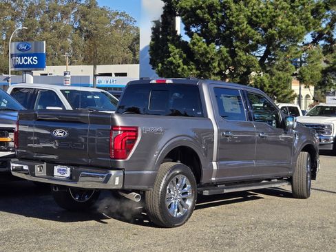 New 2025 Ford F150 Lariat w/ Equipment Group 502A High image 4