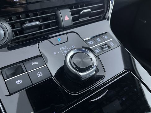 Used 2023 Subaru Solterra AWD image 20