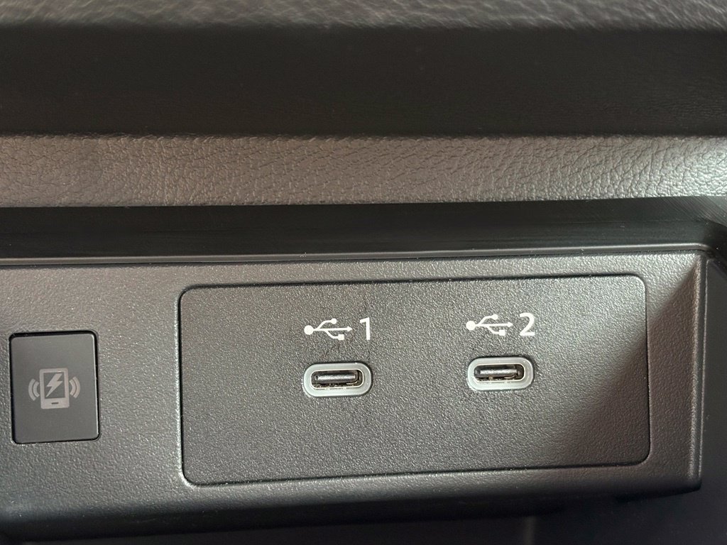 Used 2026 Nissan Kicks SV AWD/4WD image 7
