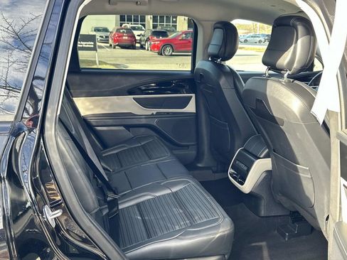 Used 2024 Lincoln Nautilus Reserve image 27