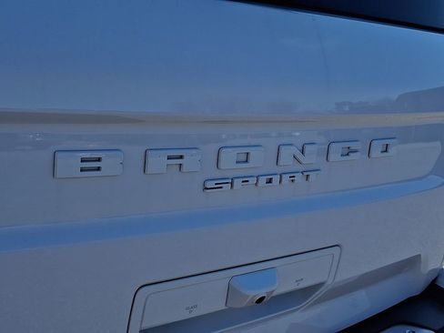 Used 2025 Ford Bronco Sport Outer Banks w/ Sasquatch Outer Banks Package image 30