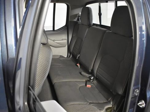 Used 2017 Nissan Frontier Desert Runner RWD image 23