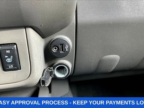 Used 2019 Nissan Frontier SL RWD image 19