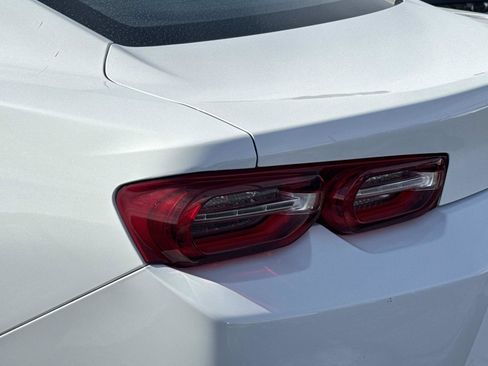 Used 2021 Chevrolet Camaro LT image 29