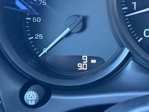 New 2026 Porsche Macan image 33