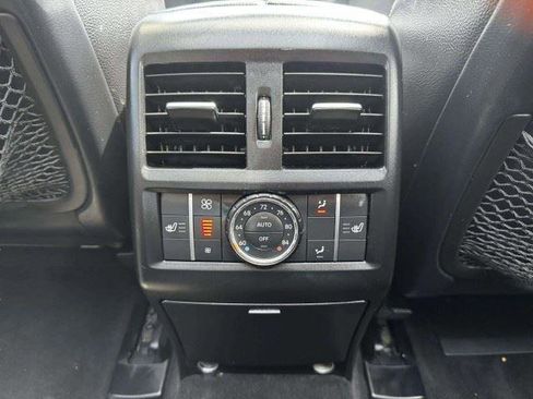 Used 2014 Mercedes-Benz GL 450 4MATIC image 39