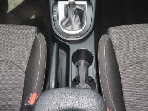 Used 2024 Kia Forte LXS FWD image 18