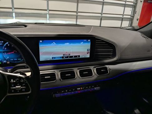 Used 2020 Mercedes-Benz GLS 450 4MATIC image 30