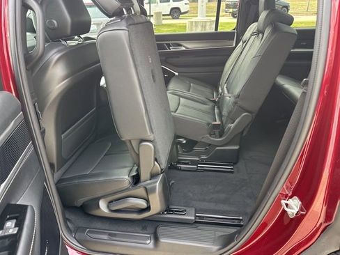 New 2026 Jeep Grand Wagoneer Limited AWD/4WD image 28