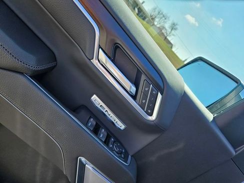 New 2026 GMC Sierra 1500 Denali AWD/4WD image 11