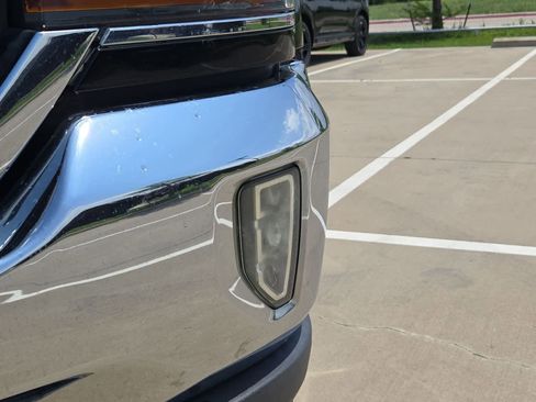 Used 2017 Chevrolet Silverado 1500 LT w/ Texas Edition image 10