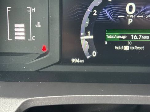 Used 2025 Toyota Tacoma SR5 AWD/4WD image 27