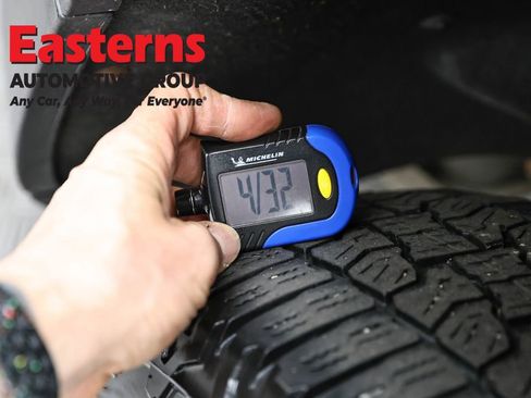 Used 2019 GMC Acadia SLE w/ Driver Alert Package I image 32