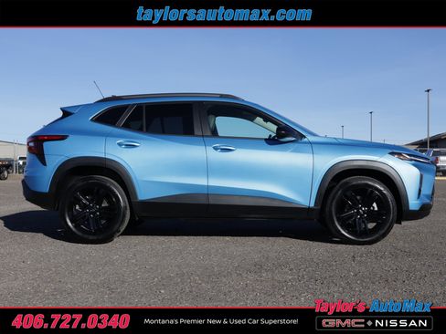 Used 2025 Chevrolet Trax ACTIV w/ Driver Confidence Package image 3