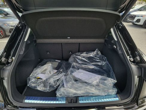 New 2026 Audi Q3 quattro 2.0T AWD/4WD image 30