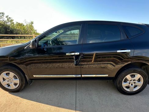 Used 2011 Nissan Rogue S image 11