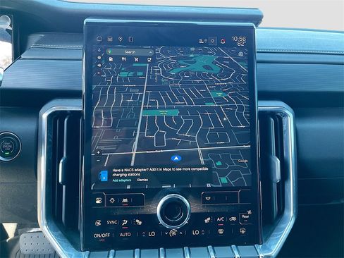 Used 2024 GMC Acadia Elevation w/ Black Edition image 13