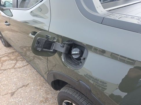 Used 2025 Hyundai Santa Cruz Limited image 16