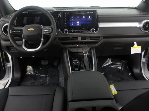 New 2026 Chevrolet Colorado LT image 10