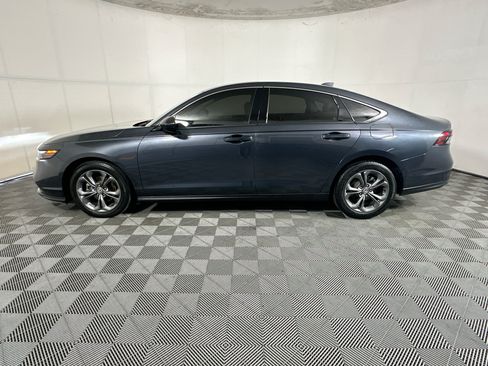 Used 2024 Honda Accord EX image 6