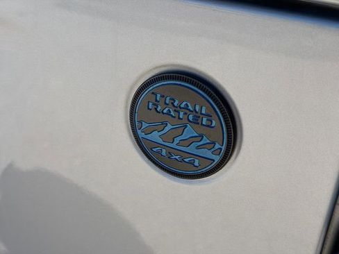 Used 2024 Jeep Wrangler High Altitude image 11