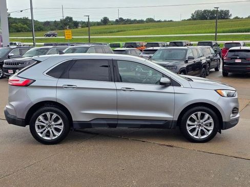 Used 2024 Ford Edge Titanium AWD/4WD image 9