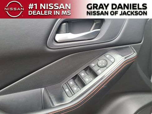 Certified 2025 Nissan Rogue SV AWD/4WD image 12